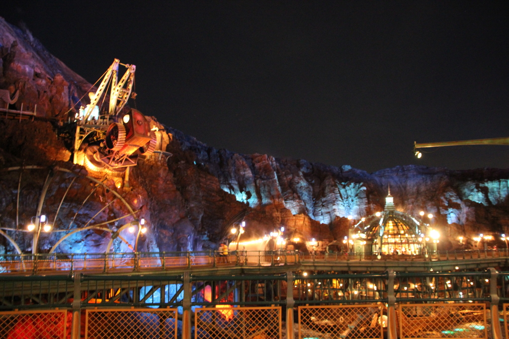 地底のささやき