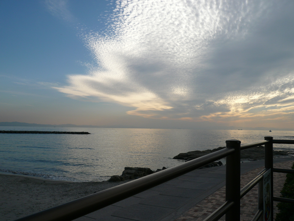 内海の夕暮れ