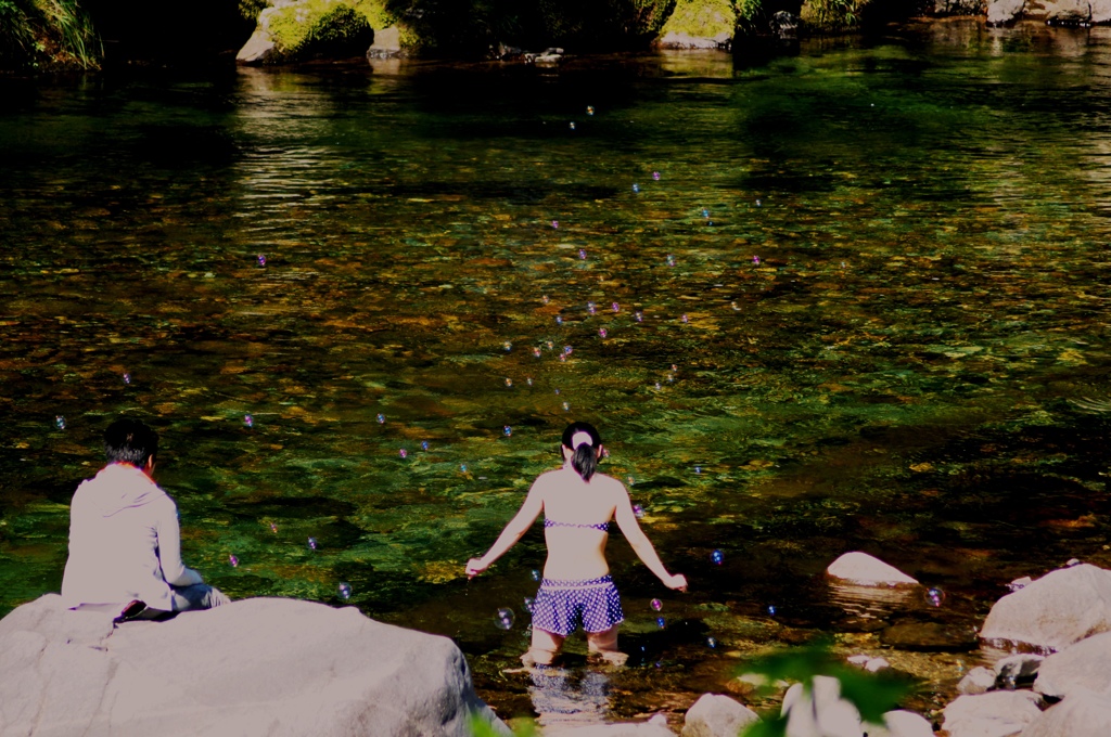 川遊び with シャボン玉