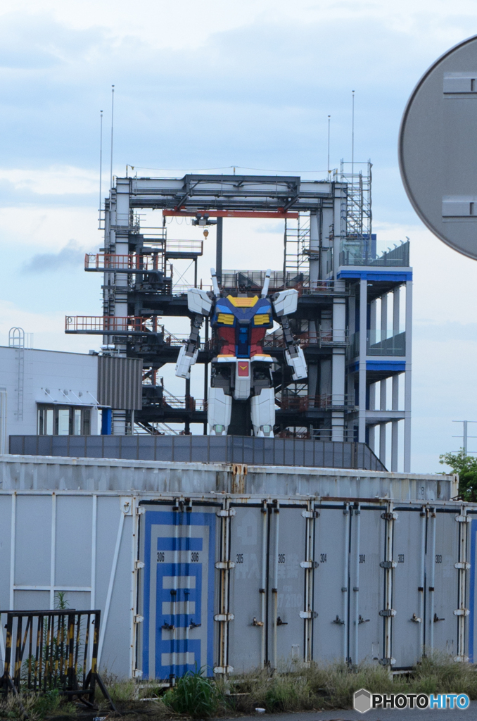 ガンダム ファクトリー ヨコハマ 動く ガンダム 建造中