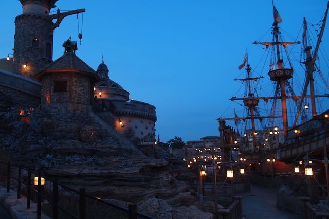 あかりともりはじめ