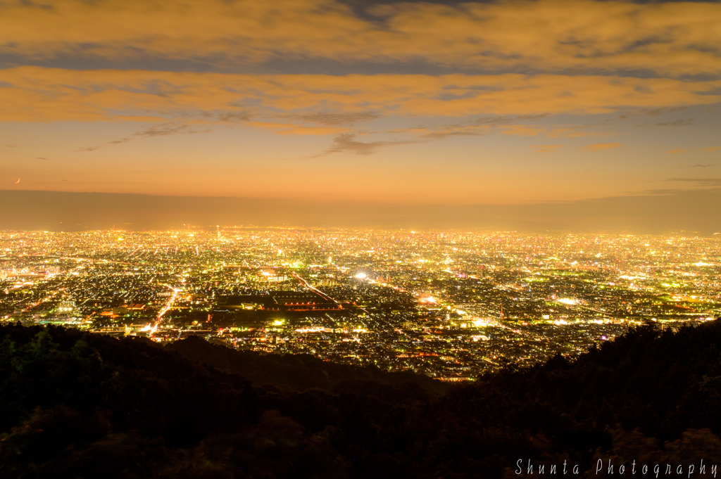 Shiny Sky Line