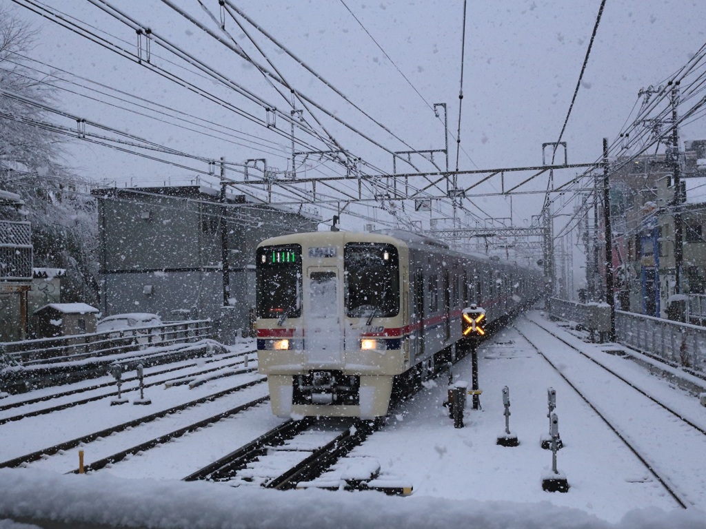 雪の京王線