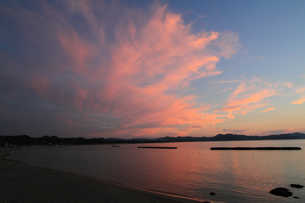 海水浴場夕景