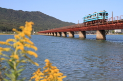 秋の由良川橋梁