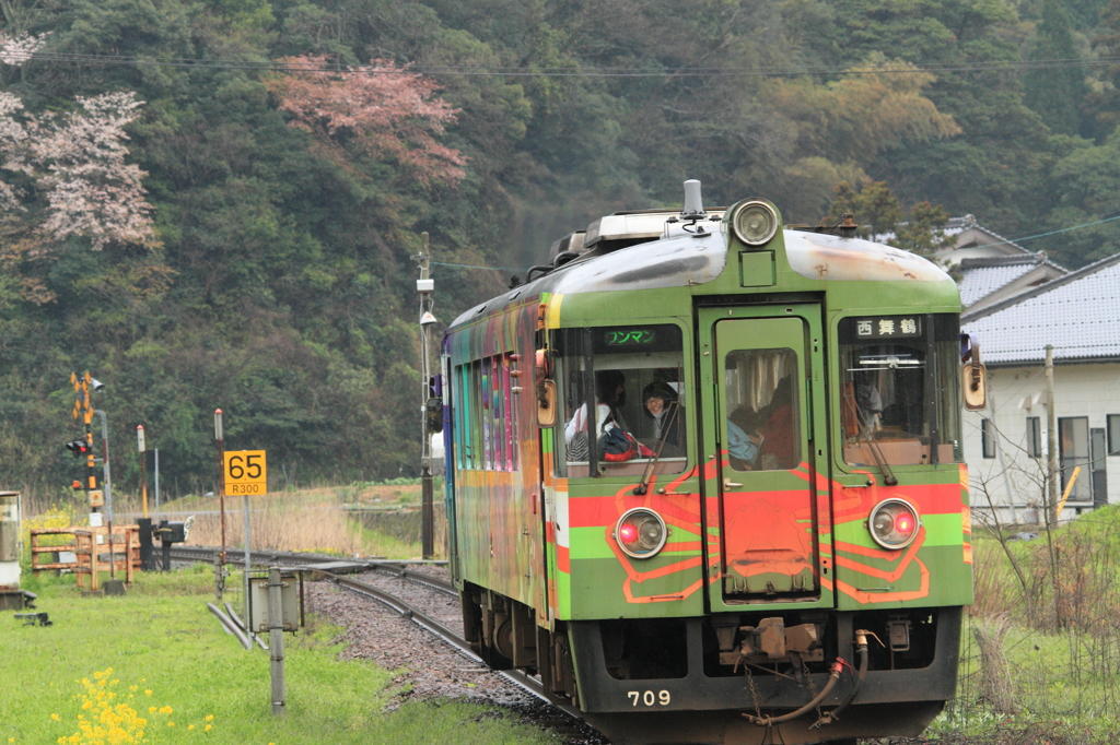 笑顔運ぶ列車