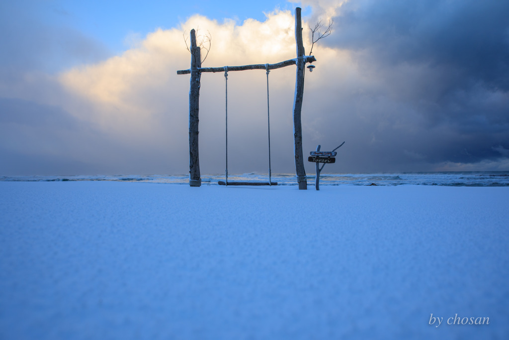 雪原に建つ