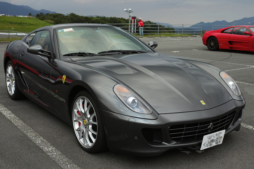 F599