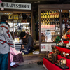 昭和の香り、履物屋さんのひな祭り