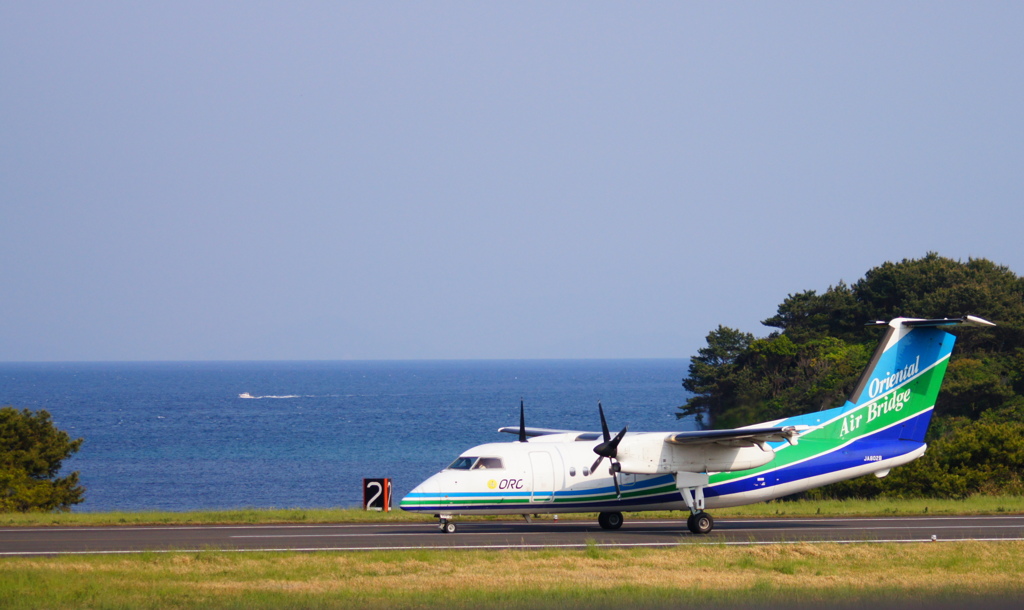 テープカットは....どっち⁈