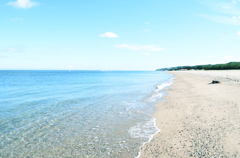 空と海と青