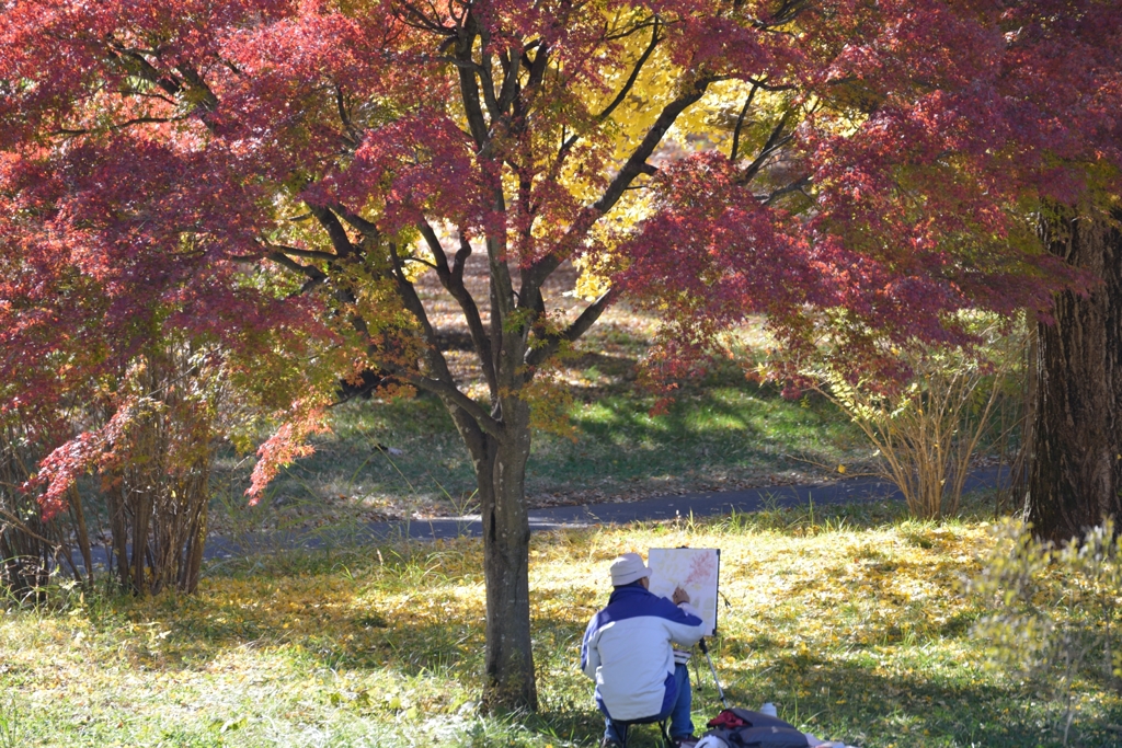 晩秋画伯