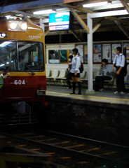 おっ、オレンジ色