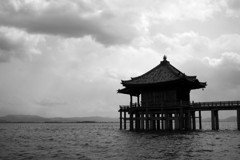 浮御堂
