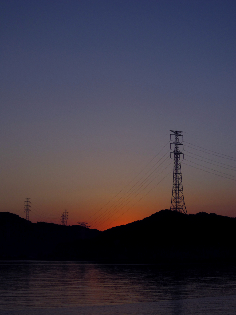鉄塔の夕暮れ