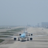 関空で