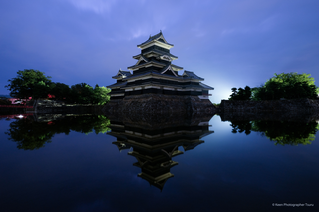 朝の城 Touit