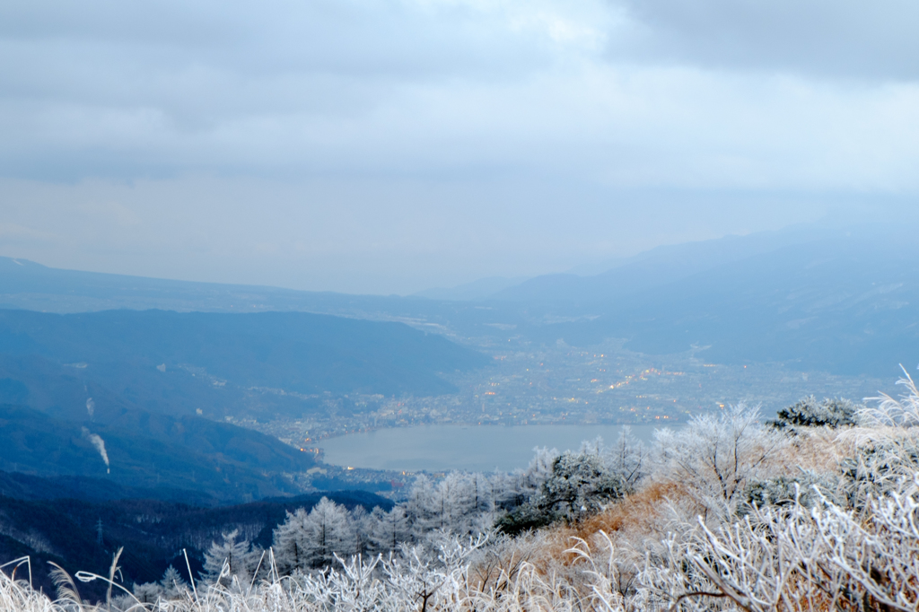 諏訪を見下ろす