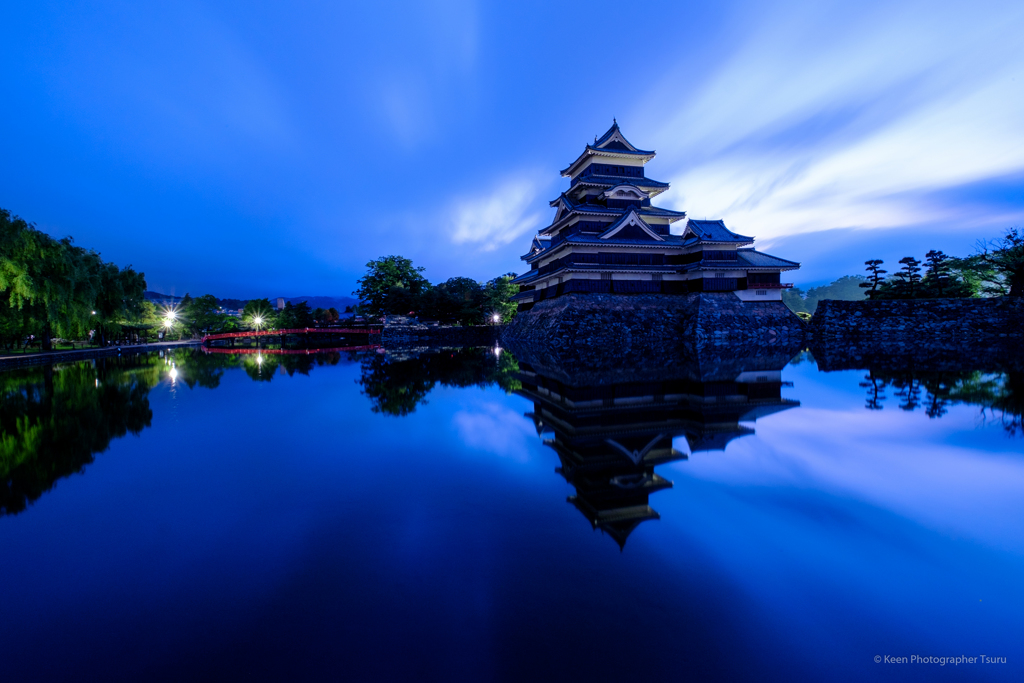 雲、流れる