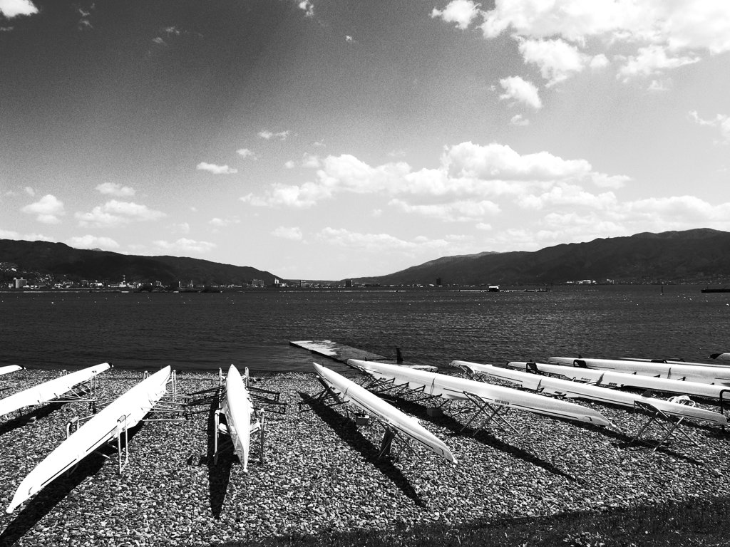 ボートと諏訪湖