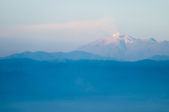 噴煙続く御嶽山