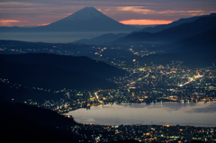 富士山と諏訪湖