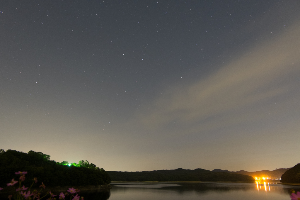 入鹿池と星空