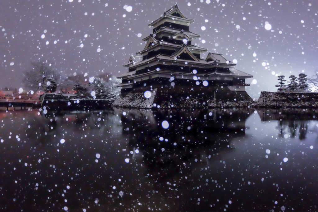 初雪の城