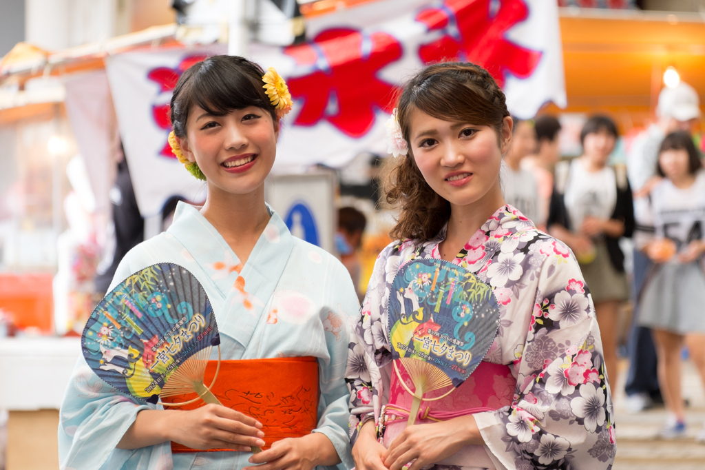 屋台前でもさまになるね