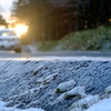 凍てつく道路