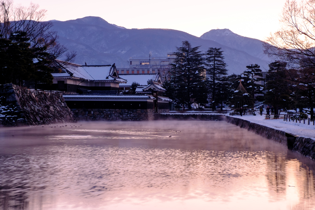 朝のお堀