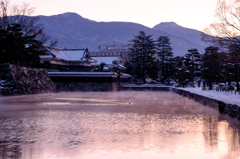 朝のお堀