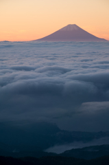 富士と雲海：L