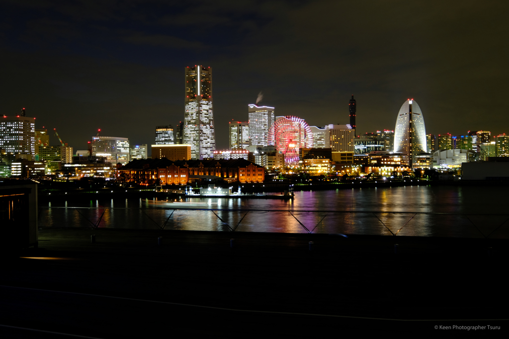 静かなる夜景