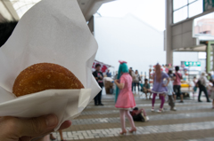 コスプレよりカレーパン