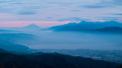 日の出とともに視界不良に