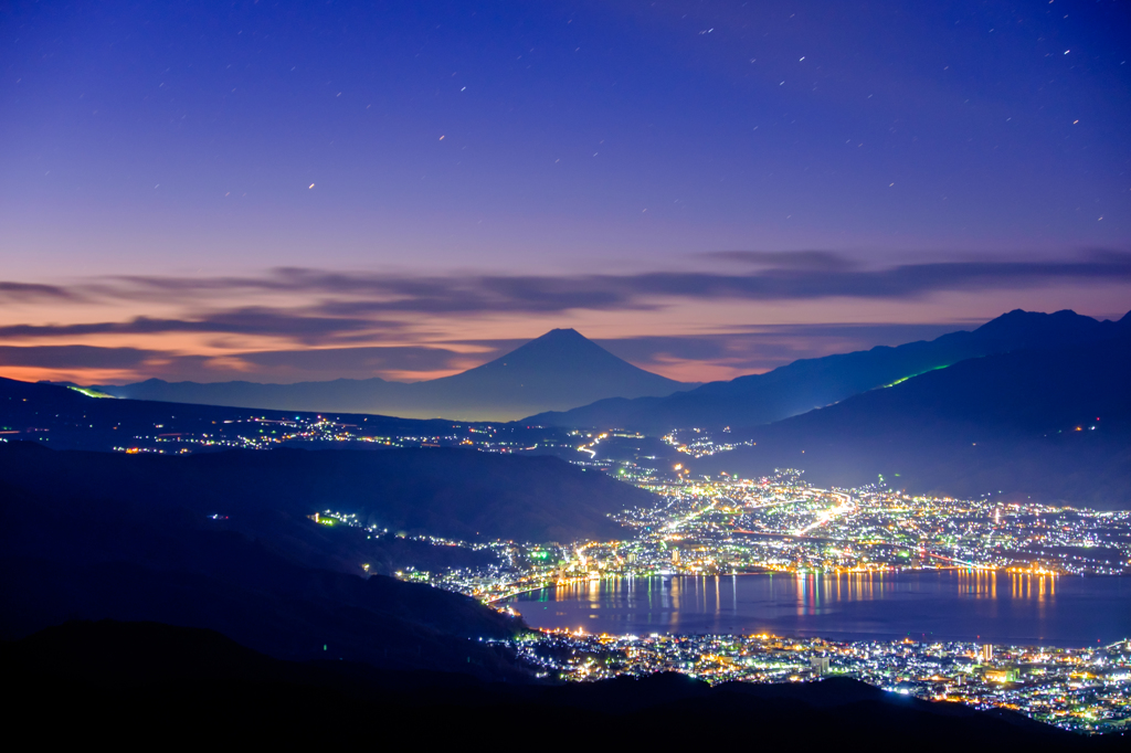 夜明けを待つ
