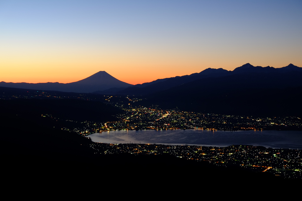 諏訪湖夜景と富士