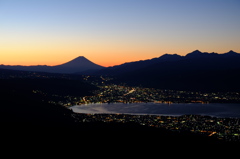 諏訪湖夜景と富士