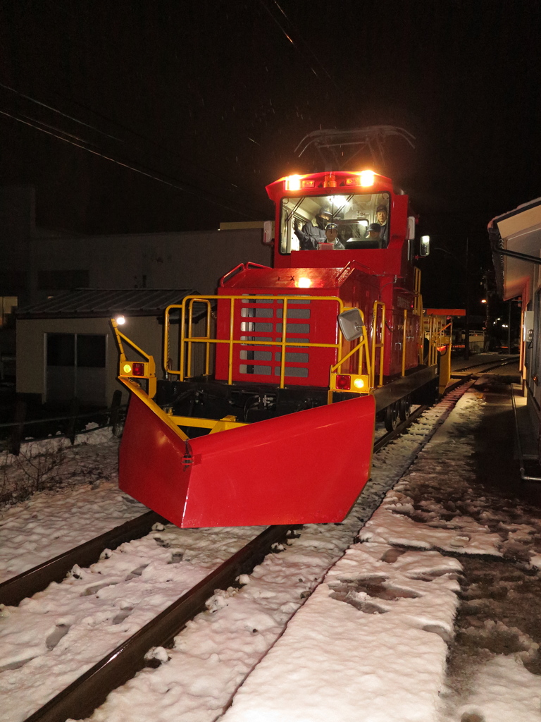 除雪電車の初出動