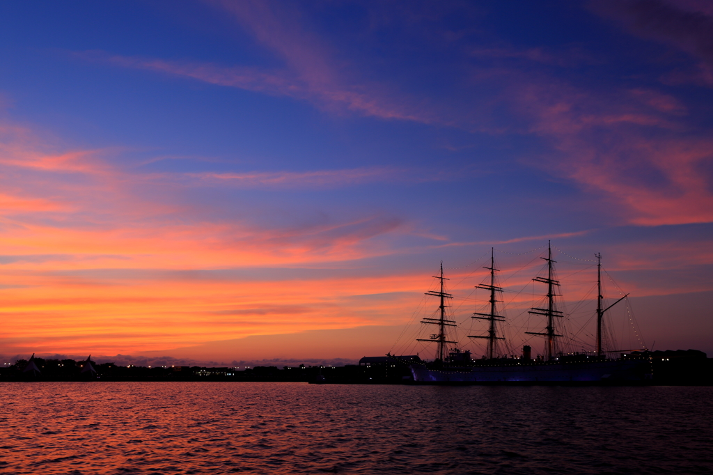 海王丸夕景