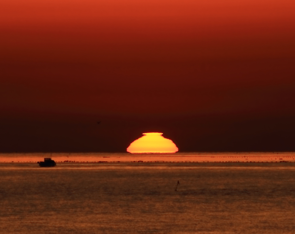 おちょこ型太陽