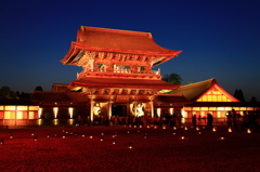 夕暮れの国宝瑞龍寺。2