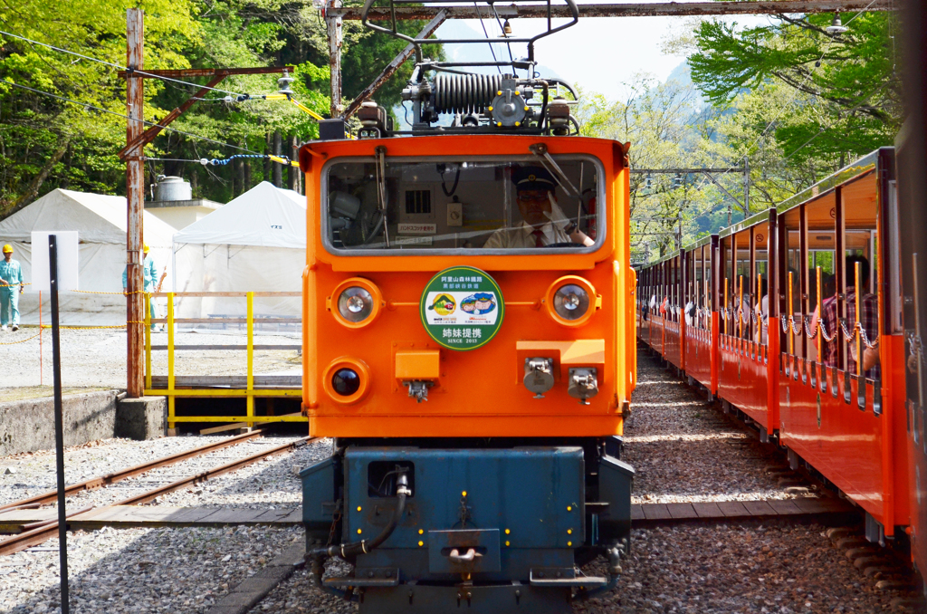 トロッコ