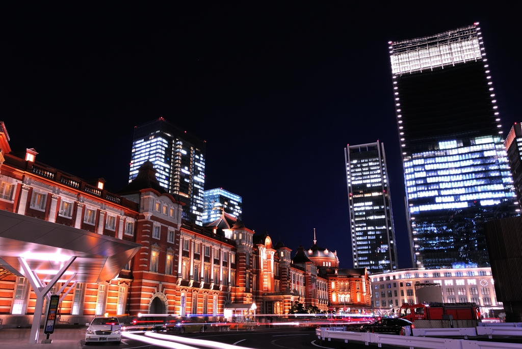 東京駅　～ヒトの光～