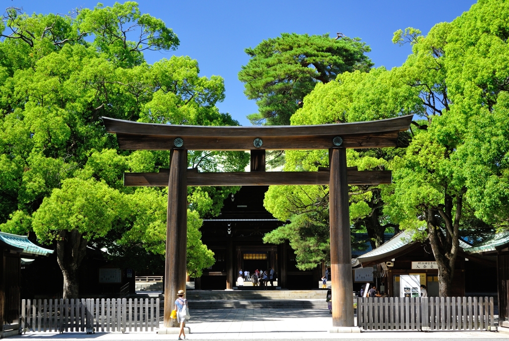 神宮・鳥居を真正面から見る