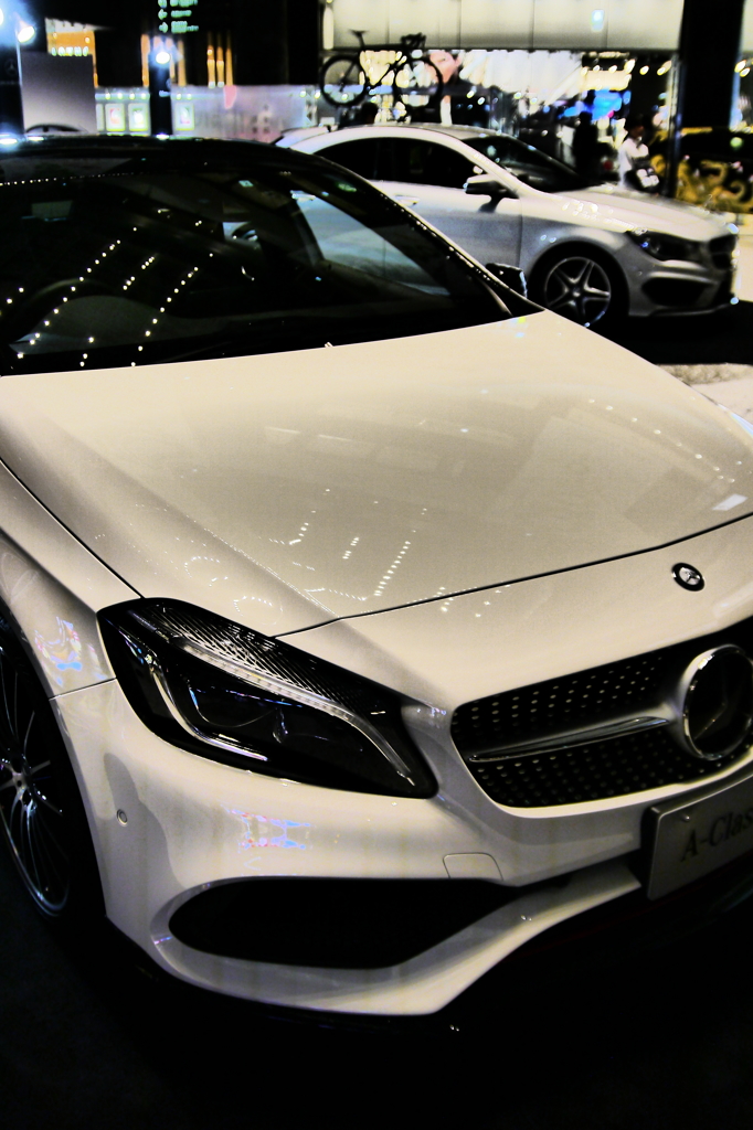 Mercedes-Benz Cnnection(2)