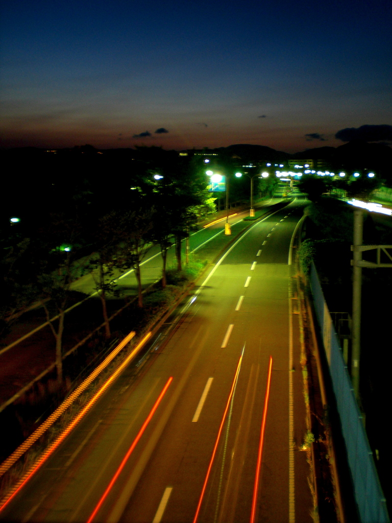 夕暮れの足跡