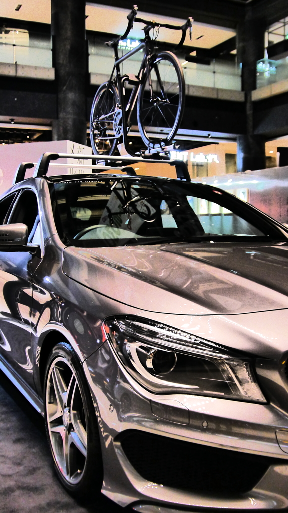 Mercedes-Benz Cnnection