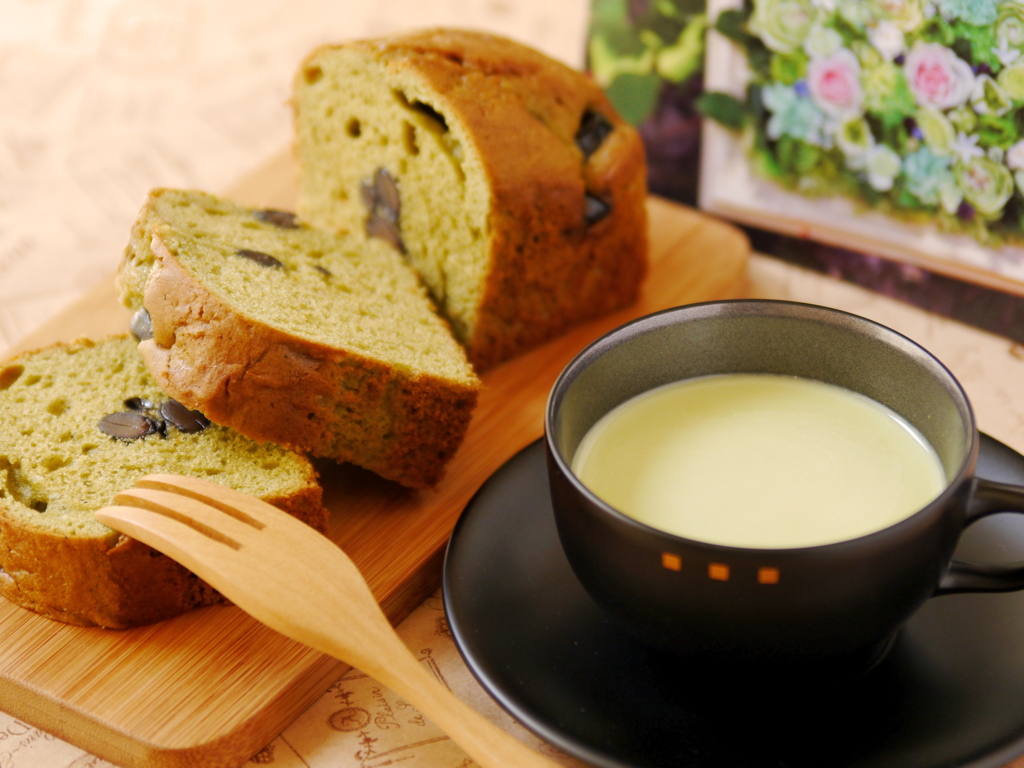 黒豆と母子茶のパウンドケーキ♪